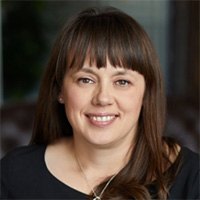 Elizabeth-Hucker-200