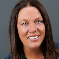 Dorothyt Thengs – 200